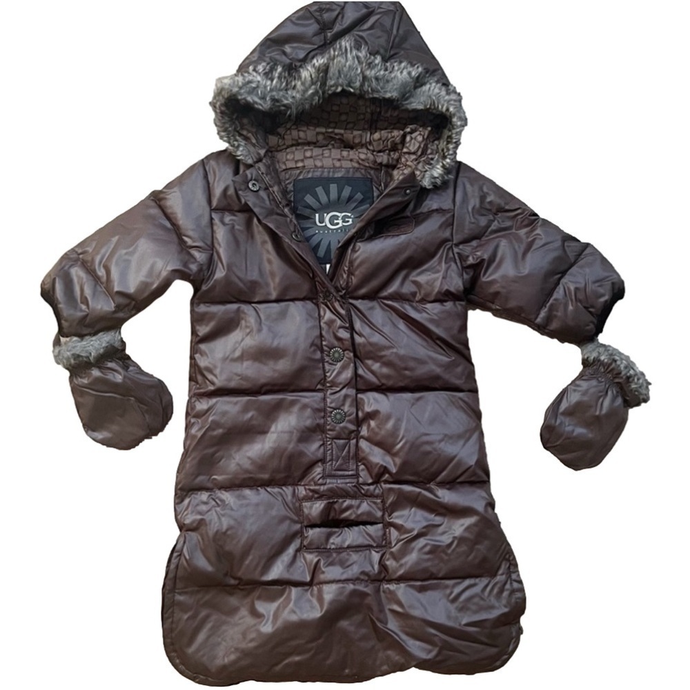 UGG Baby Snowsuit Tohono Bunting Sleeping Bag sz. 0-6 mos